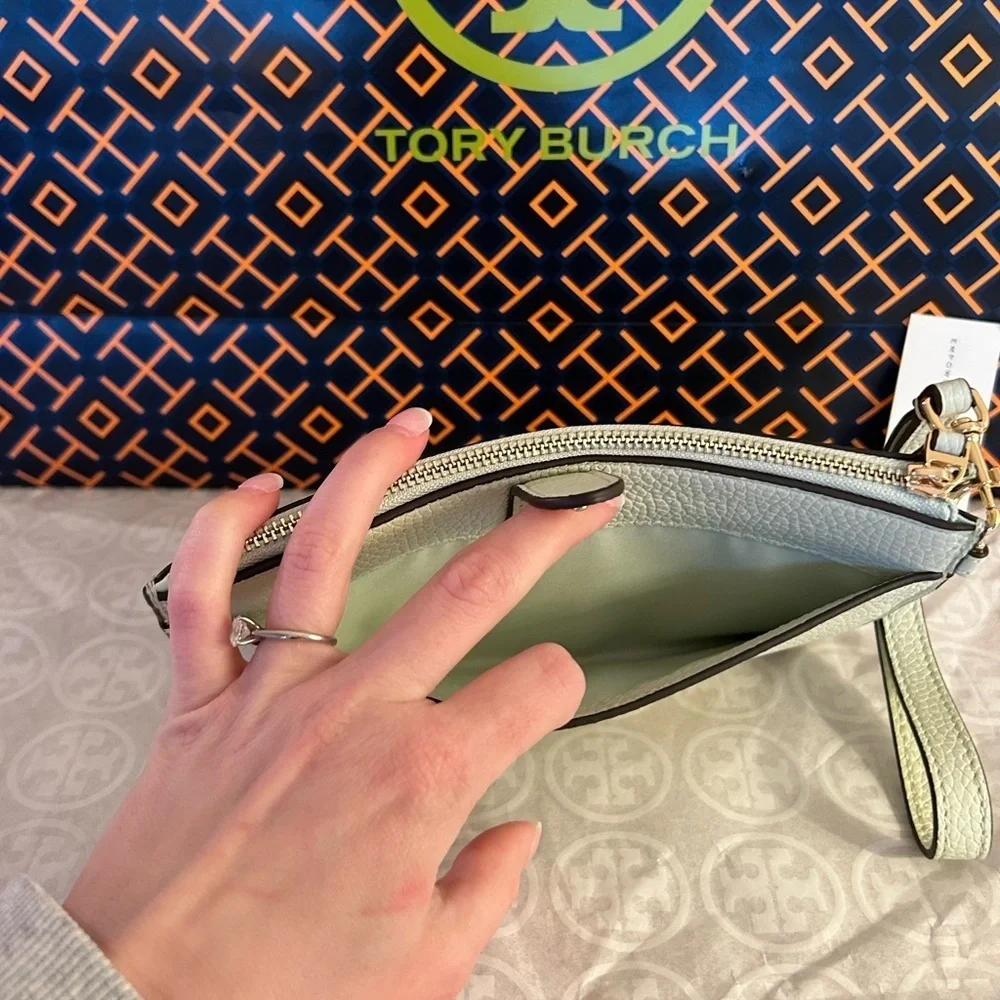 Tory Burch Chelsea Wristlet Bag Meadow Mist Green Gold